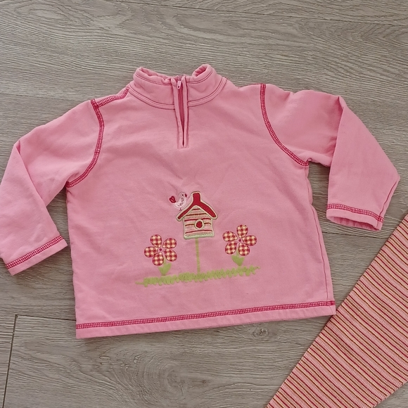 Adorable Pullover 1/4 Zip Top with Birdhouse and Flower Detail & Matching Pants - Picture 3 of 16
